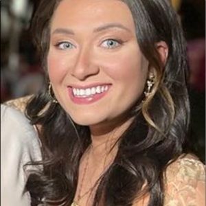 Meet your Posher, Marissa